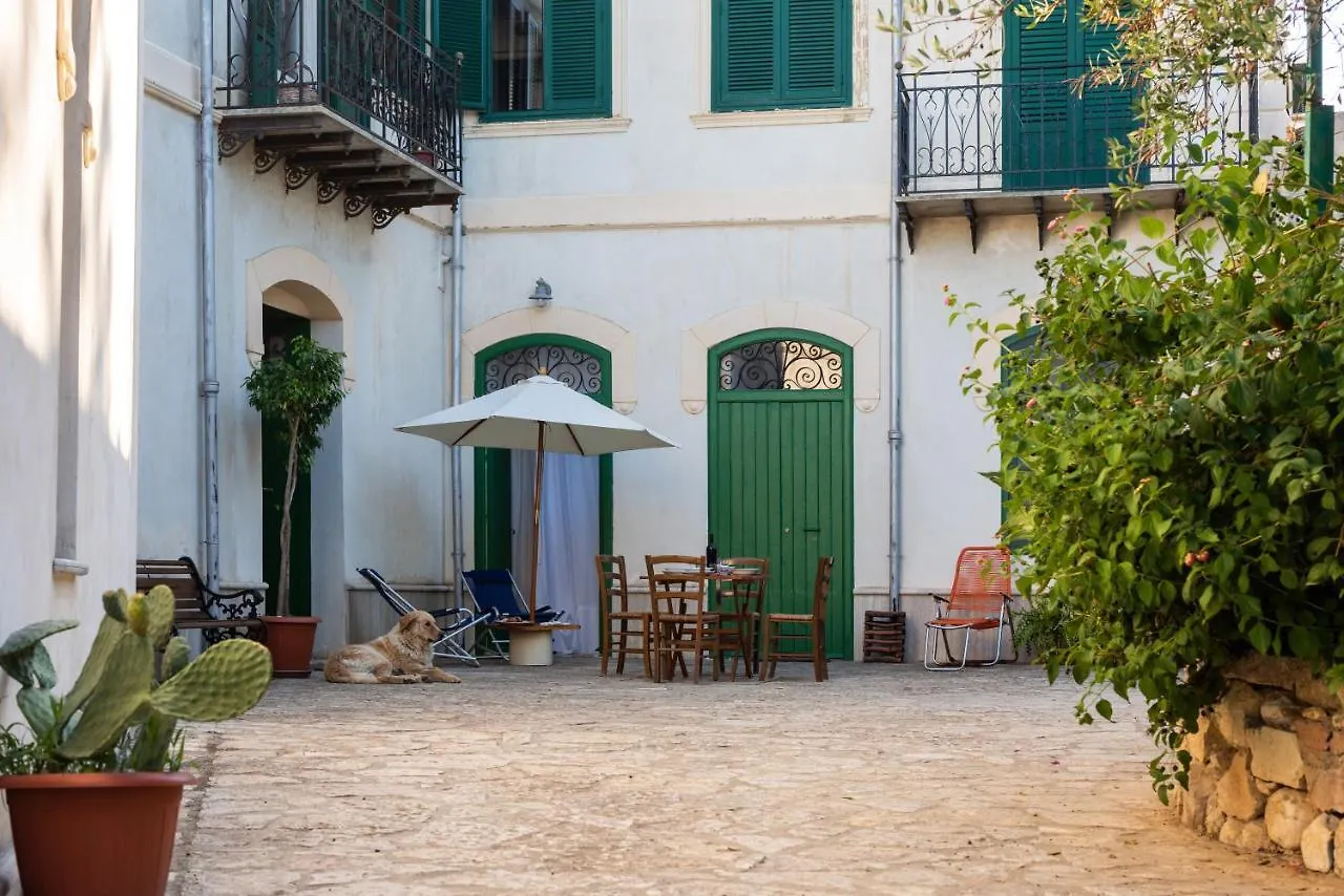 Casina Ai Fraginesi contacts